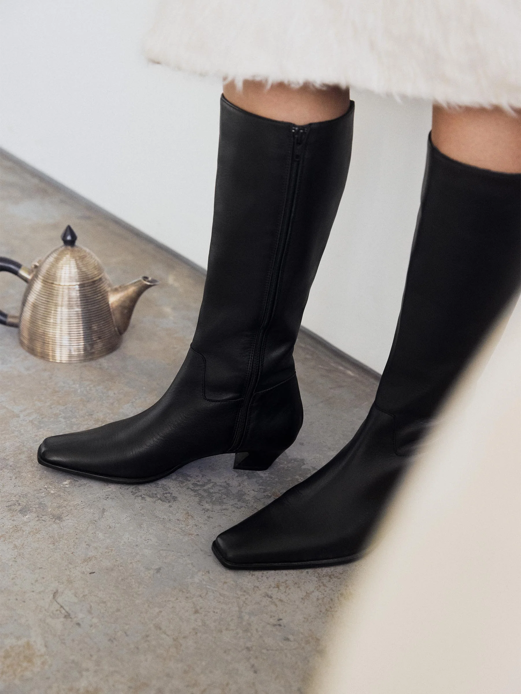 Elda Black Boot - Image 4